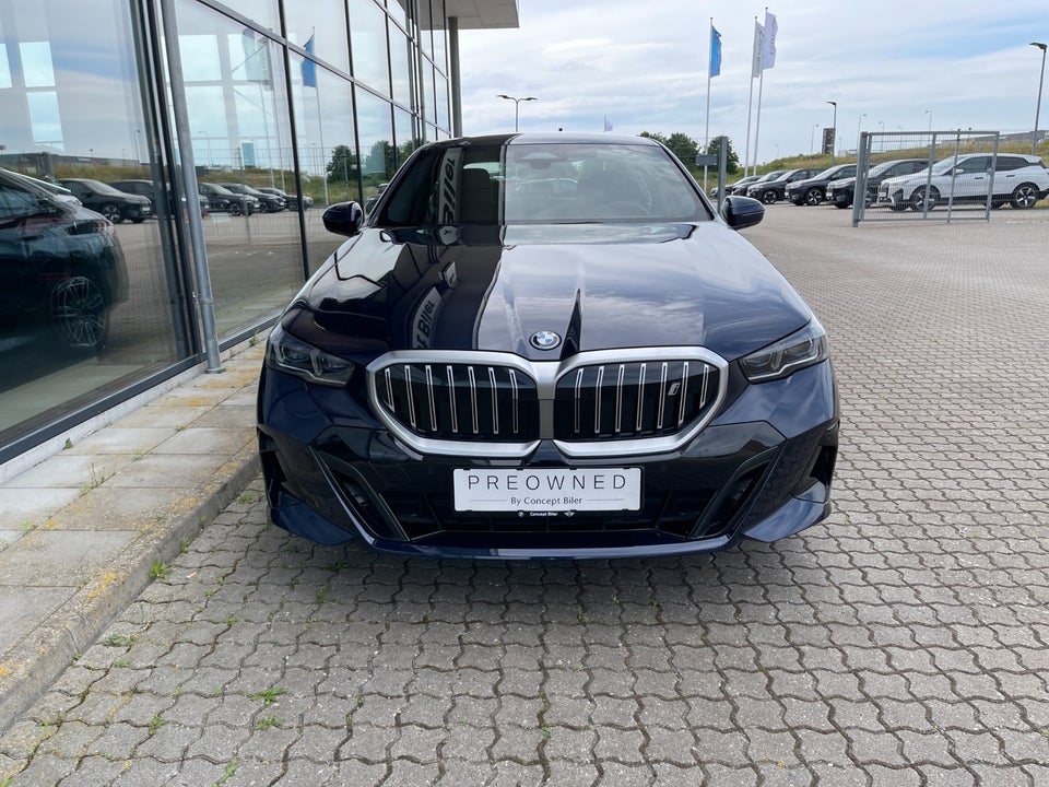 BMW i5 eDrive40 M-Sport 4d