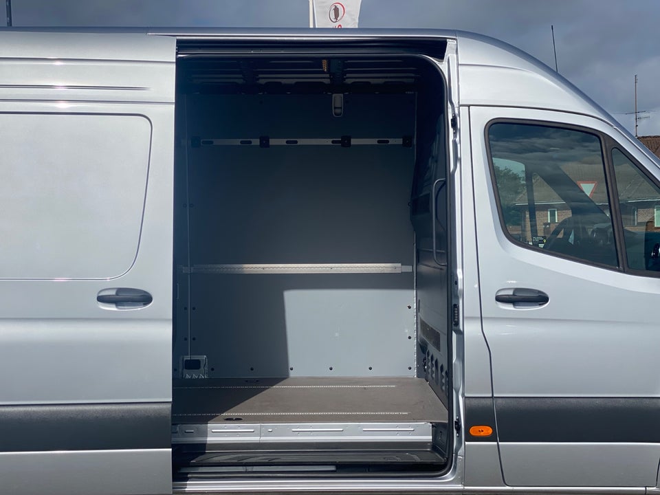 Mercedes Sprinter 317 2,0 CDi A3 Kassevogn PRO aut. RWD