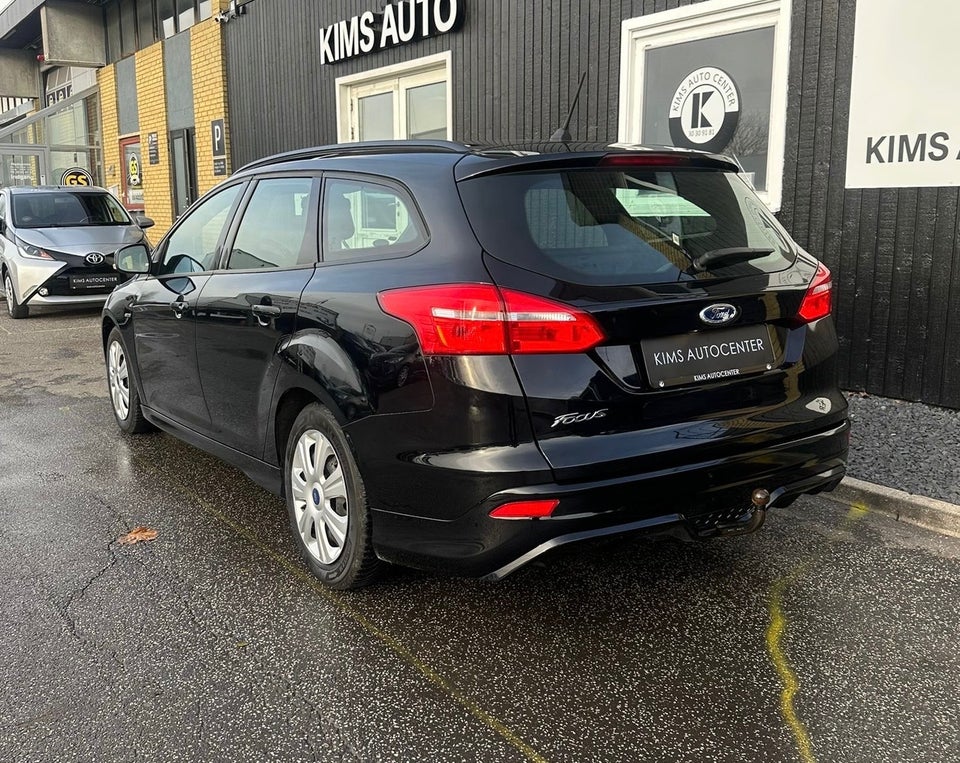 Ford Focus 1,5 EcoBlue ST-Line stc. 5d