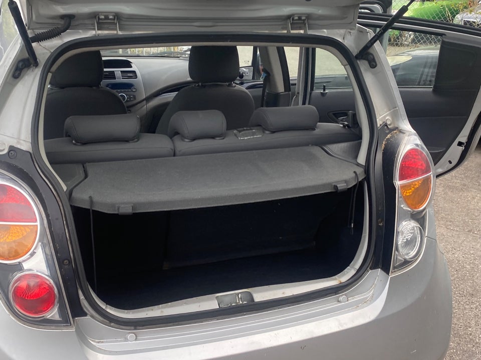 Chevrolet Spark 1,0 LT 5d