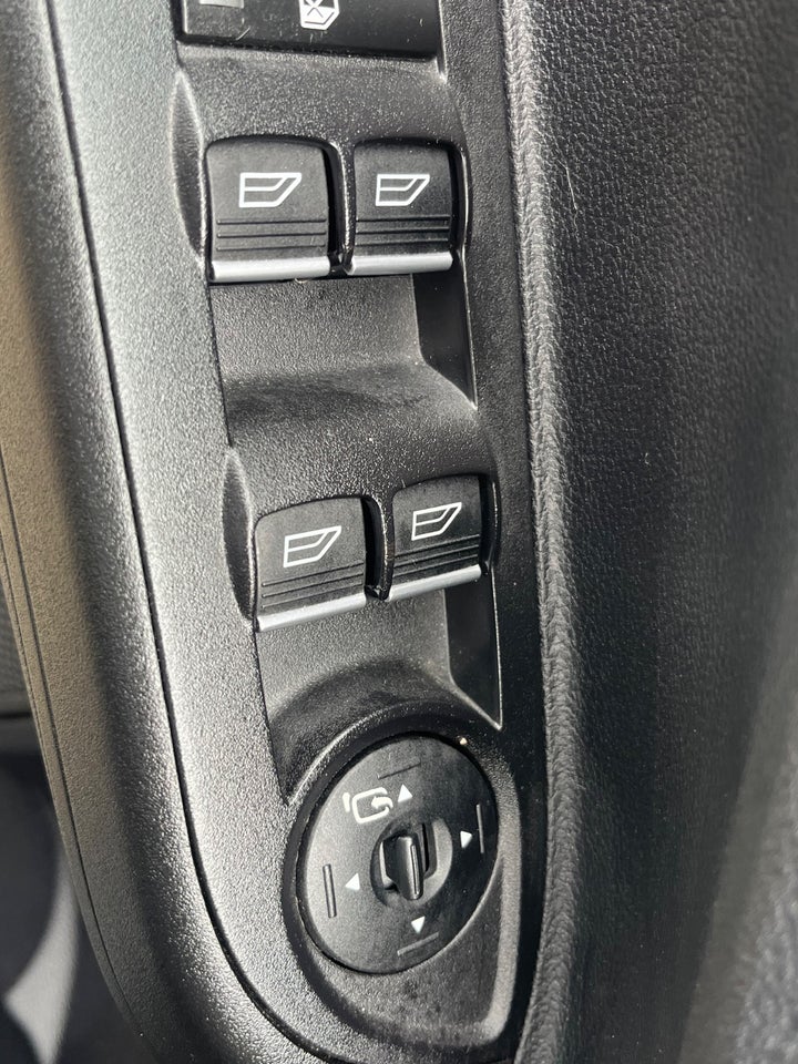 Ford B-MAX 1,0 SCTi 100 Trend 5d