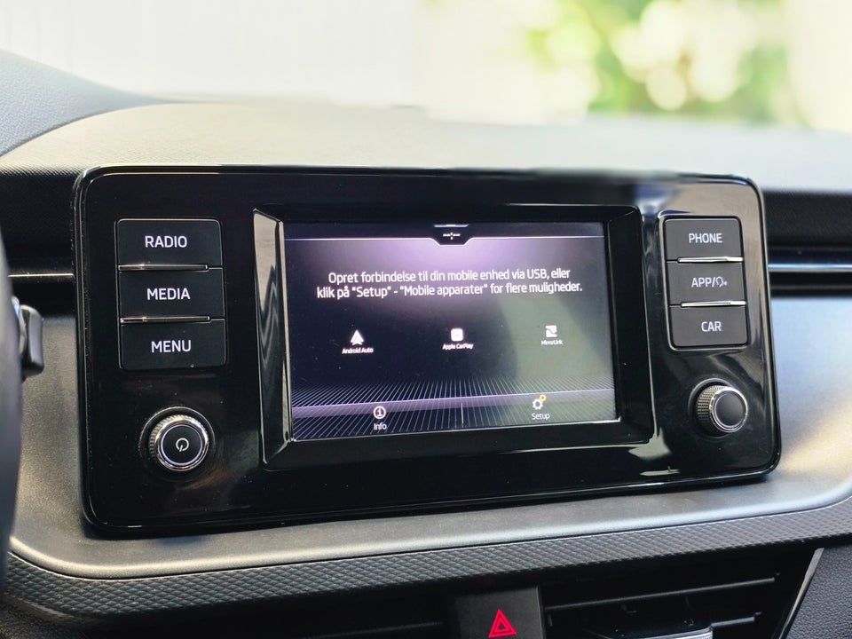 Skoda Kamiq 1,6 TDi 115 Ambition DSG 5d