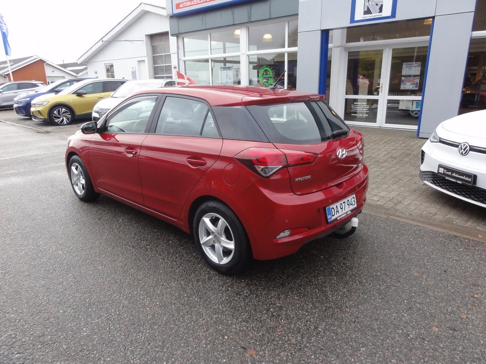 Hyundai i20 1,25 Trend 5d
