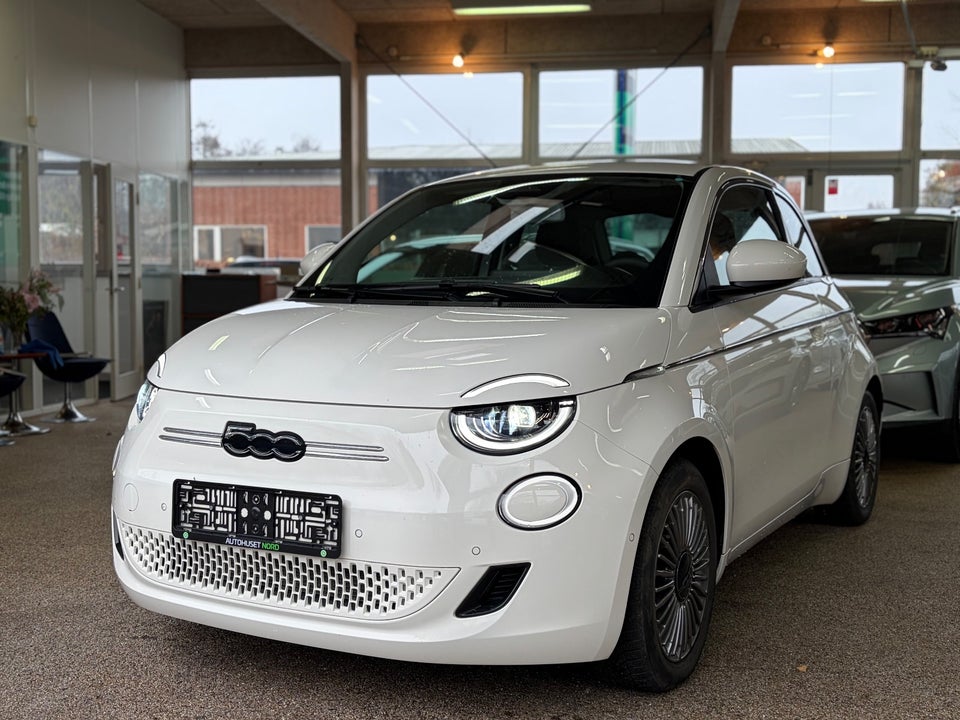 Fiat 500e 42 Icon Plus 3d