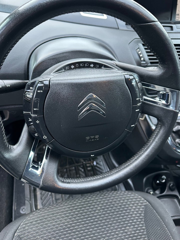 Citroën Grand C4 Picasso 2,0 HDi 150 Seduction 7prs 5d