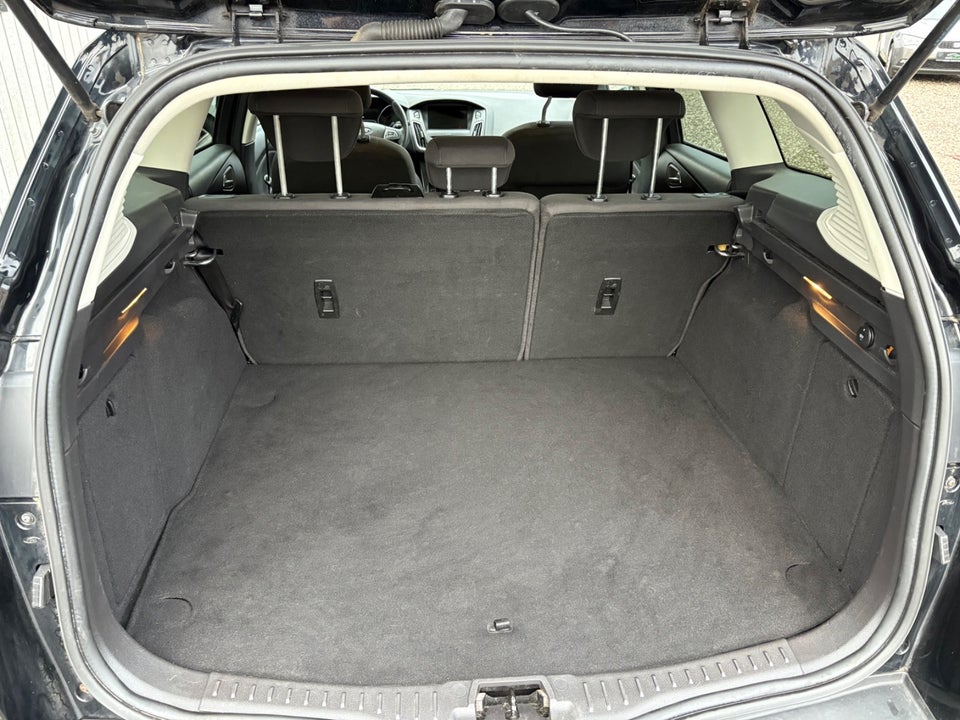 Ford Focus 1,0 EcoBoost Titanium stc. 5d