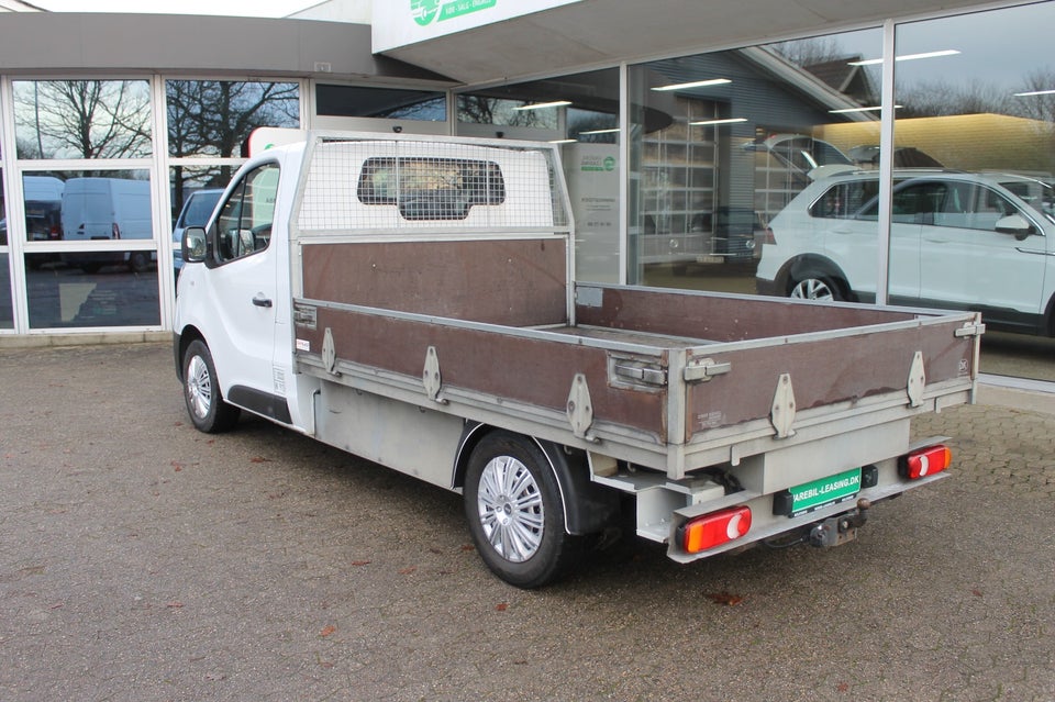 Renault Trafic T29 2,0 dCi 145 L2 Chassis
