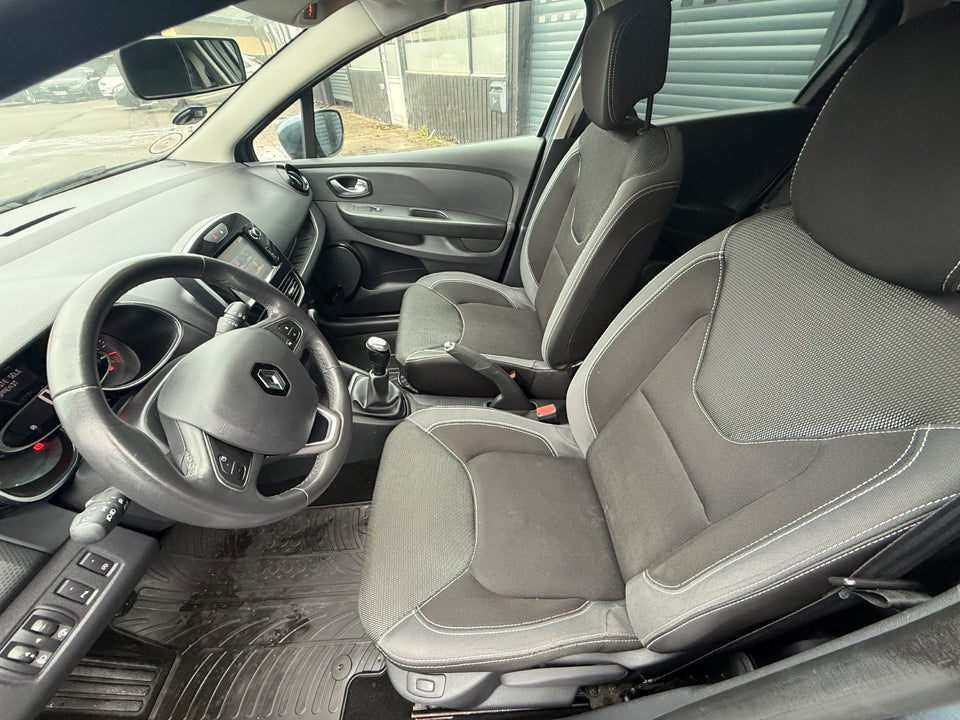 Renault Clio IV 0,9 TCe 90 Expression Sport Tourer 5d