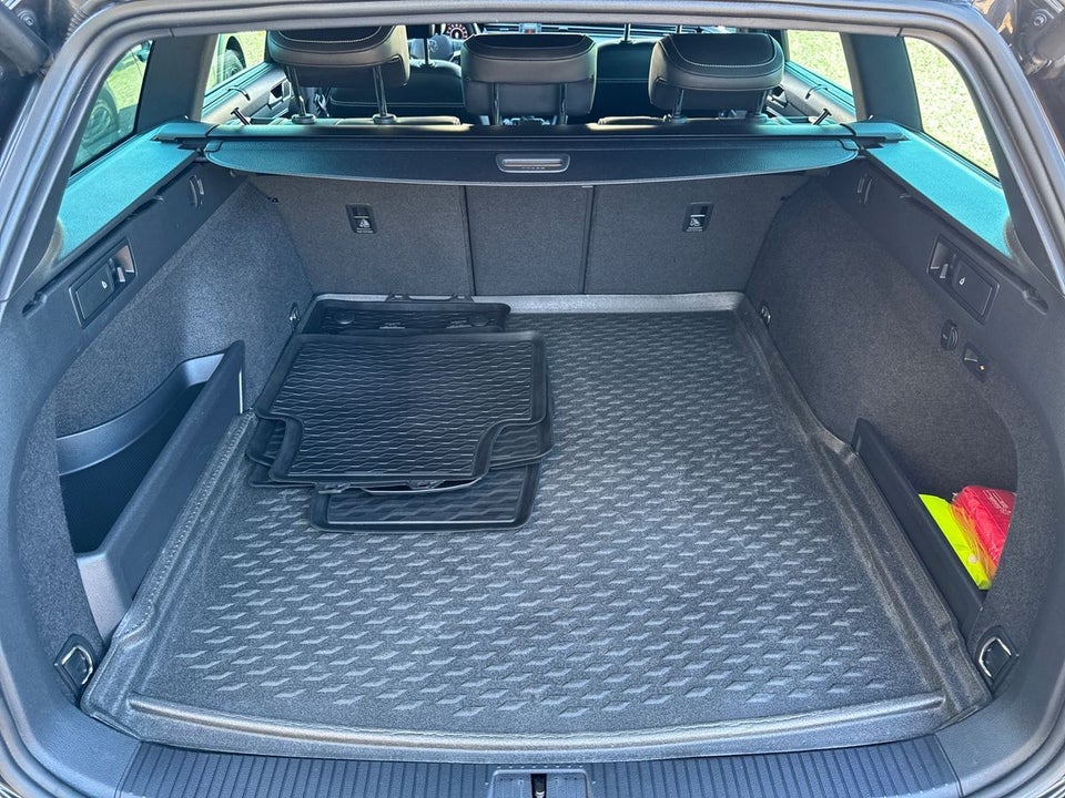 VW Passat 1,4 GTE High Variant DSG 5d