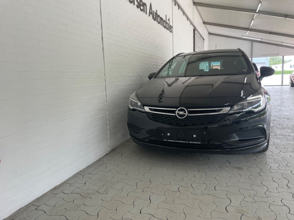 Opel Astra 1,6 CDTi 110 Enjoy Sports Tourer 5d