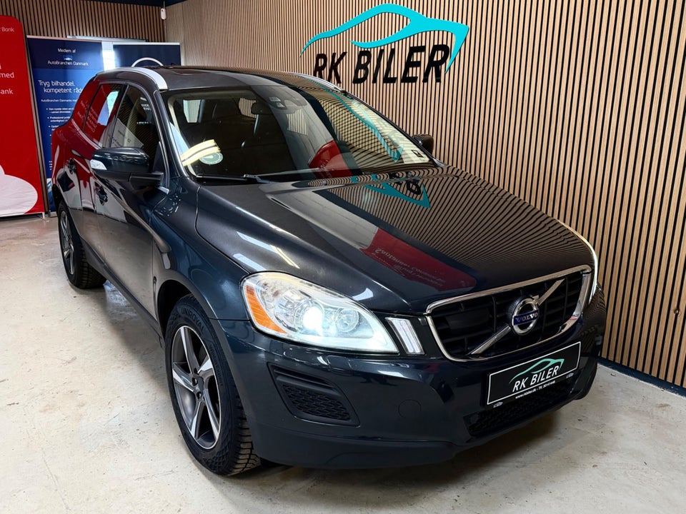 Volvo XC60 2,4 D3 163 Summum aut. AWD 5d