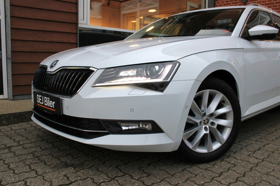 Skoda Superb 1,5 TSi 150 Style Business Combi DSG 5d