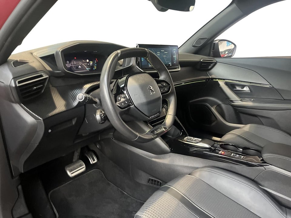 Peugeot e-2008 50 GT 5d