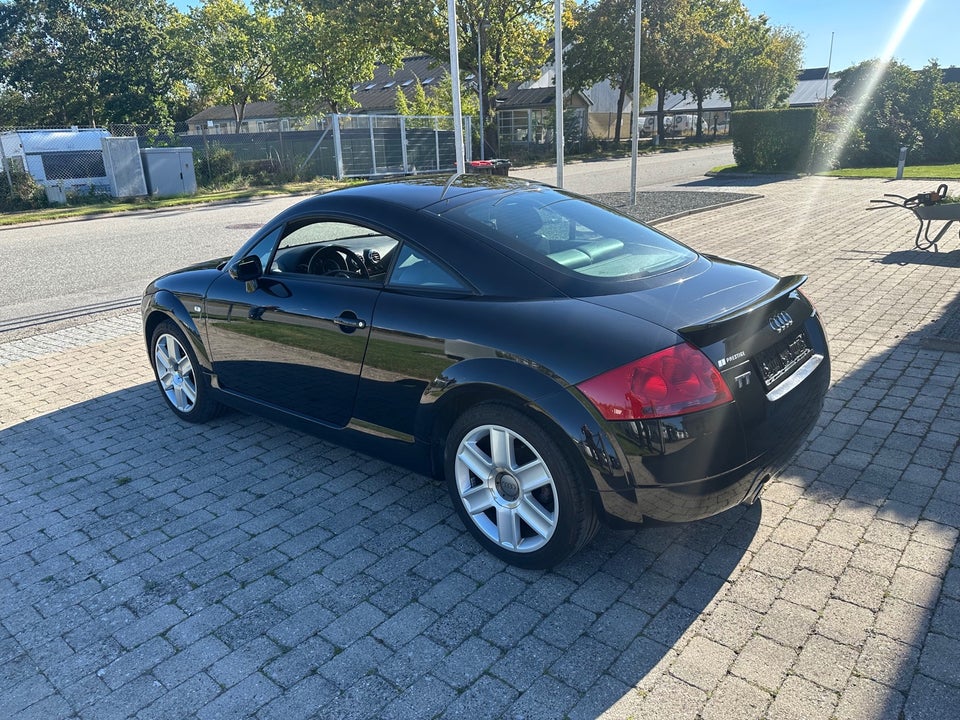 Audi TT 1,8 T 163 Coupé 2d