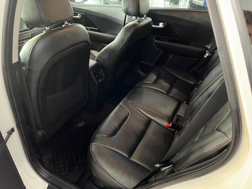 Kia Niro 1,6 PHEV Advance DCT 5d