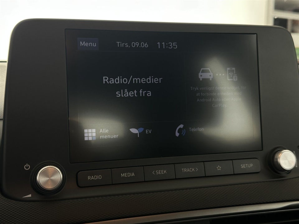 Hyundai Kona 39 EV Essential 5d