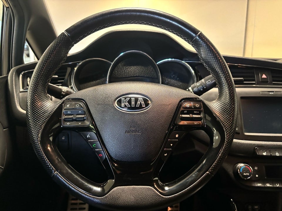 Kia Ceed 1,6 CRDi 136 GT-Line Limited SW DCT 5d