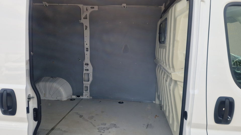Citroën Jumper 33 2,2 BlueHDi 140 L2H2