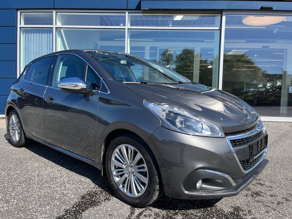 Peugeot 208 1,5 BlueHDi 100 Prestige Sky 5d