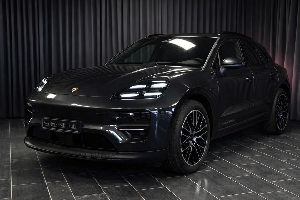 Porsche Macan 5d
