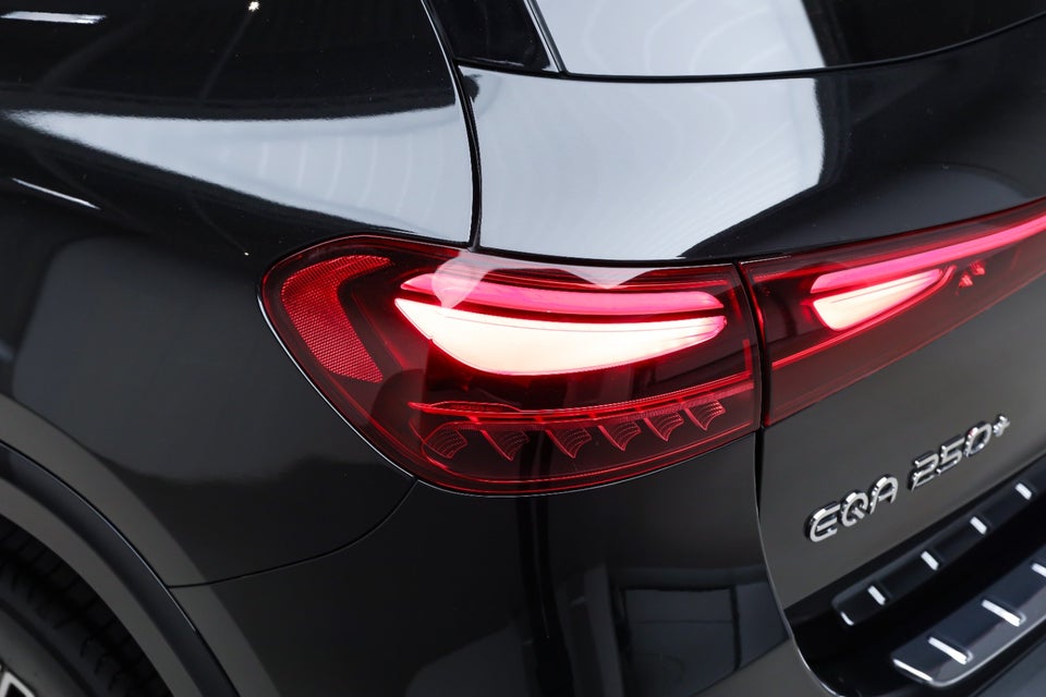 Mercedes EQA250+ AMG Premium 5d