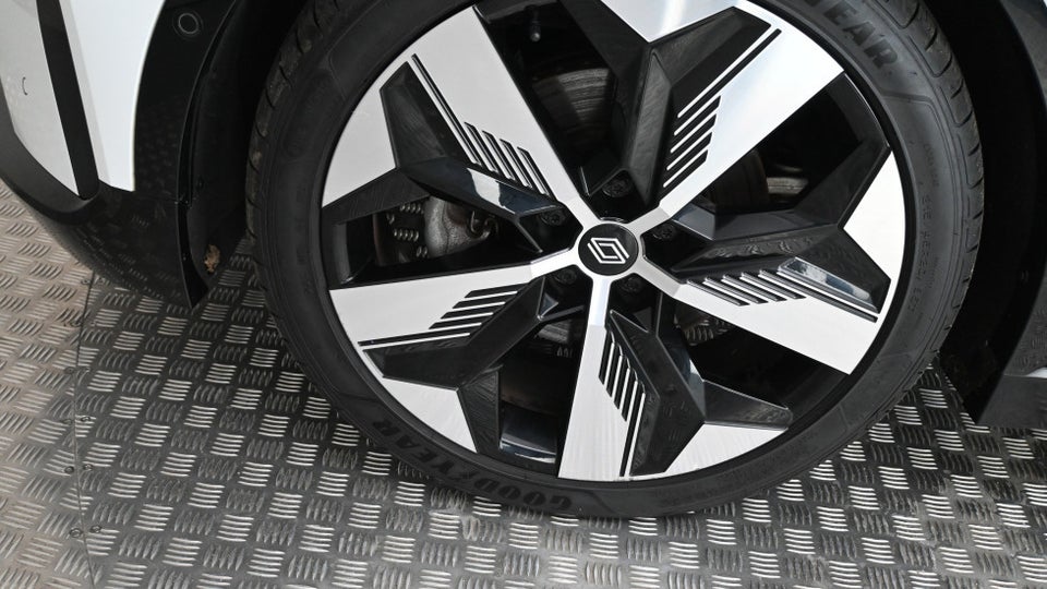 Renault Megane E-Tech 60 Techno 5d