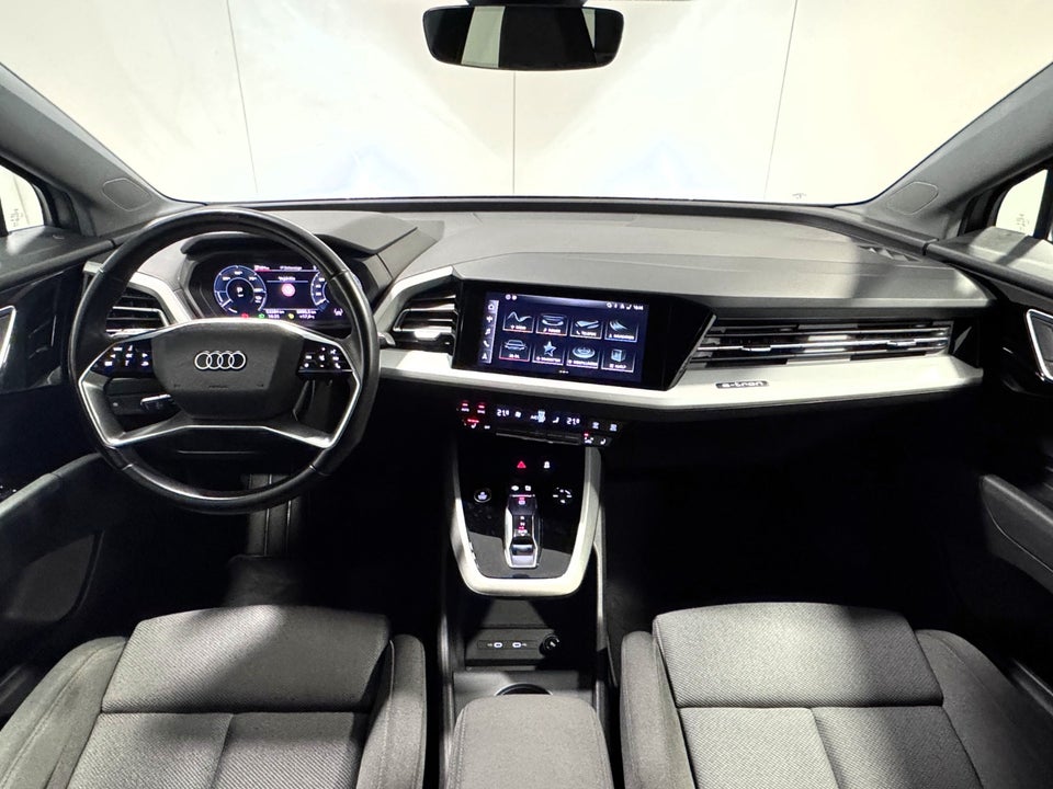 Audi Q4 e-tron 40 Advanced 5d