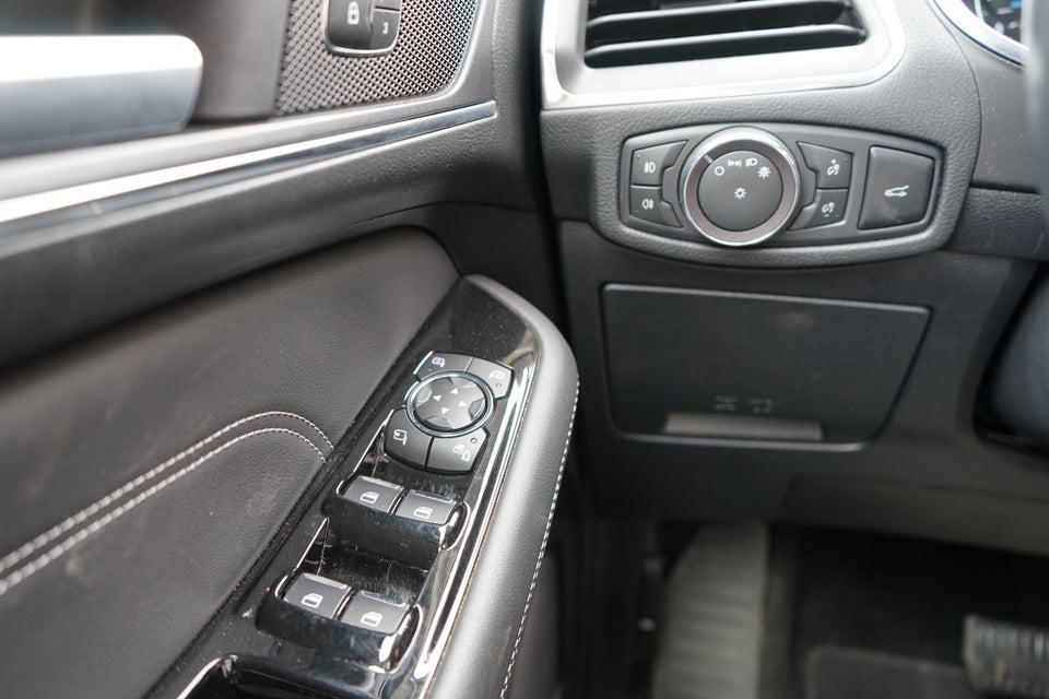 Ford S-MAX 2,0 EcoBlue Titanium aut. Van 5d