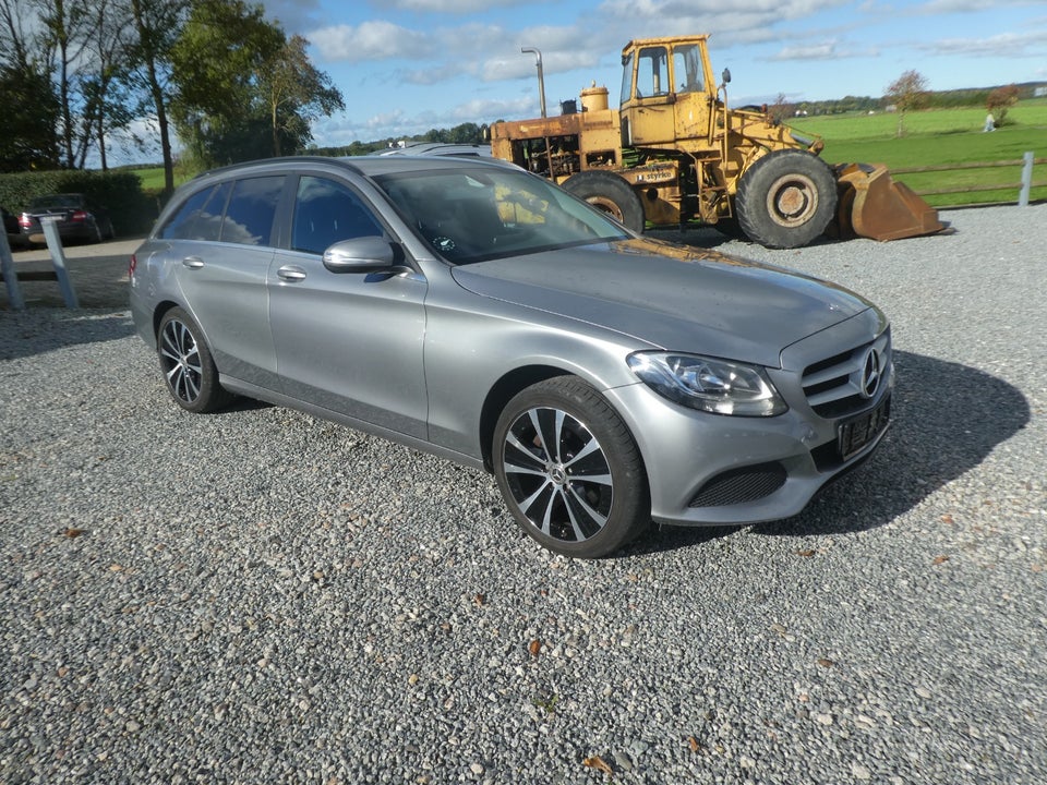 Mercedes C200 2,0 Business stc. aut. 5d
