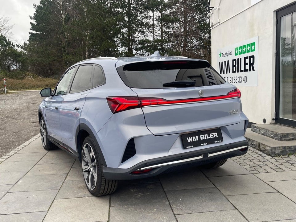 MG Marvel R Luxury 5d