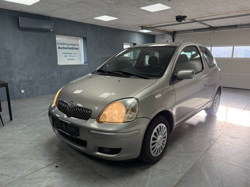 Toyota Yaris 1,3 Luna 3d