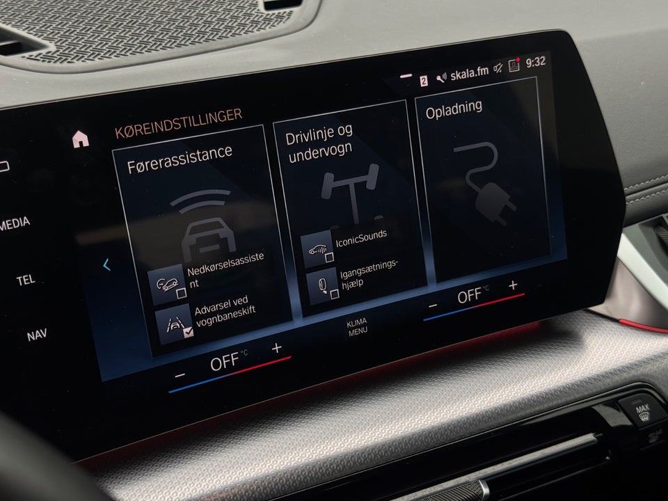 BMW iX1 xDrive30 Fully Charged M-Sport 5d