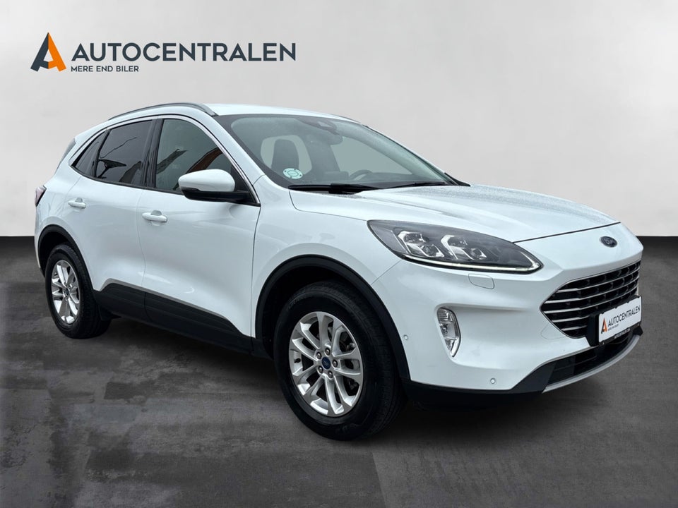 Ford Kuga 2,5 HEV Titanium X CVT 5d