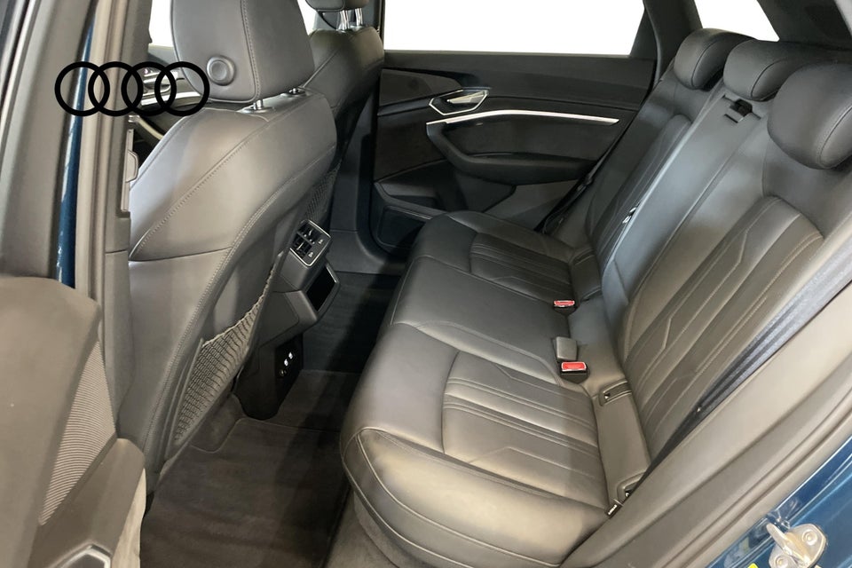 Audi e-tron 55 S-line quattro 5d