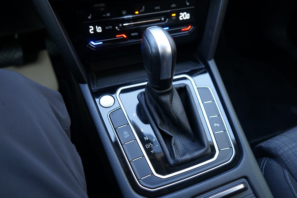 VW Passat 2,0 TDi 150 Business Variant DSG Van 5d