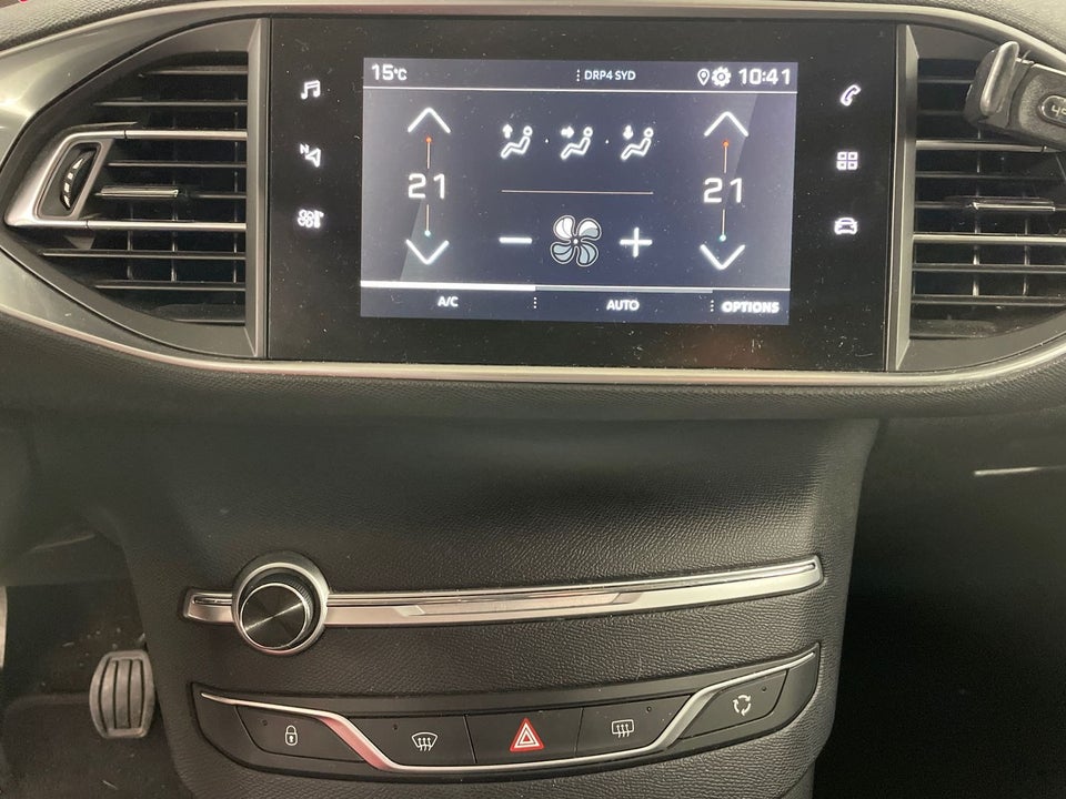 Peugeot 308 1,5 BlueHDi 130 Style SW 5d