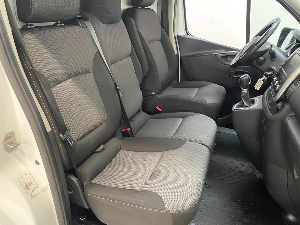 Renault Trafic T29 2,0 dCi 170 L2H1 EDC
