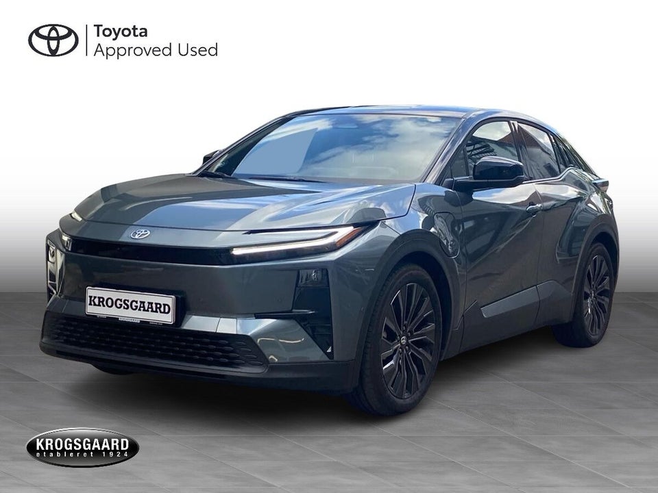Toyota C-HR+ 77 Executive AWD 5d