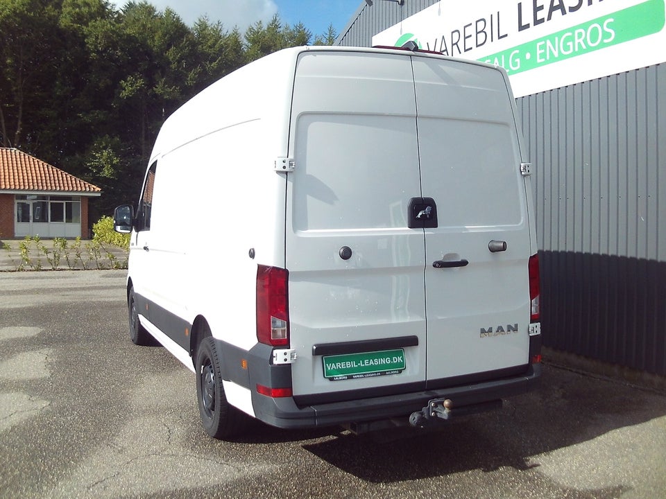 MAN TGE 2,0 3.180 Kassevogn L3H3 aut. FWD