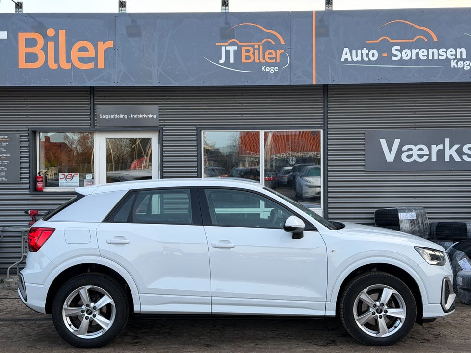 Audi Q2 35 TFSi S-line S-tr. 5d