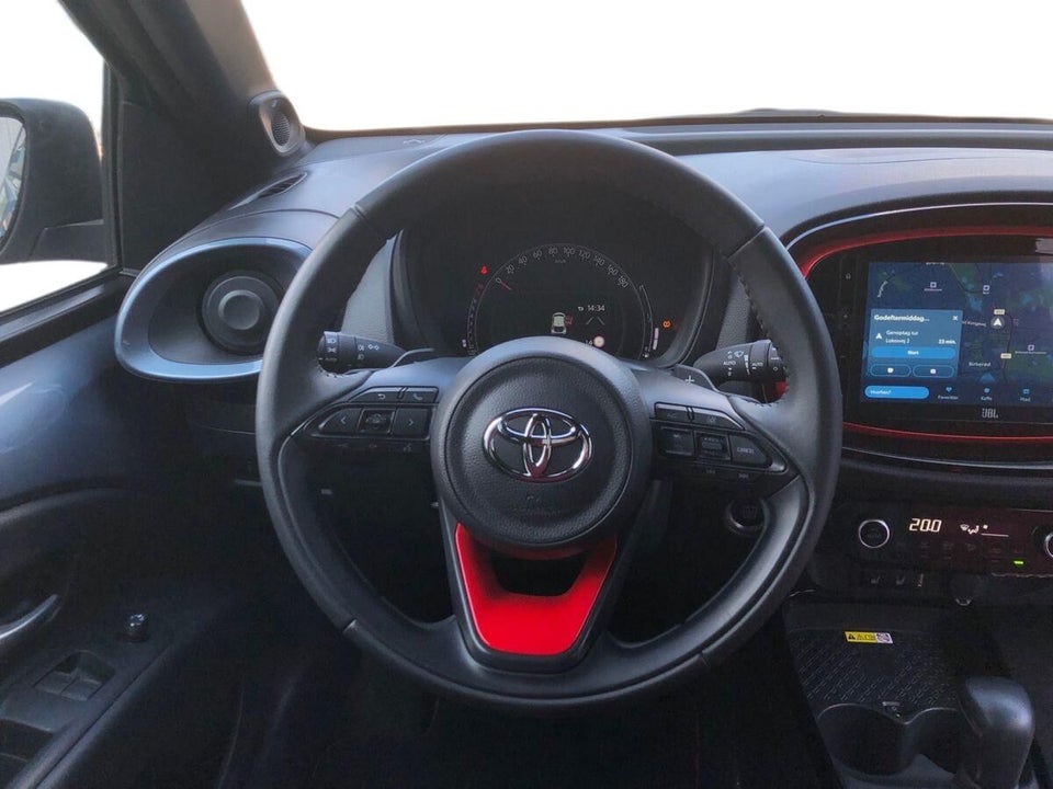 Toyota Aygo X 1,0 Undercover s-CVT 5d