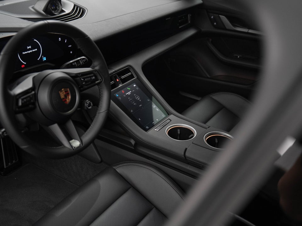 Porsche Taycan 4S Performance+ Cross Turismo 5d