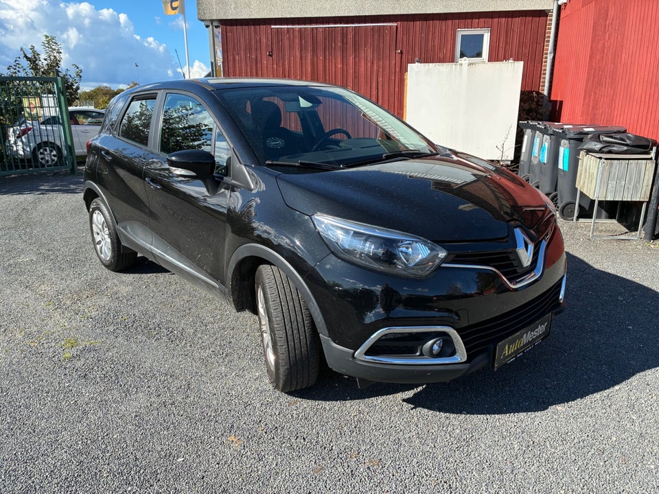 Renault Captur 0,9 TCe 90 Expression 5d