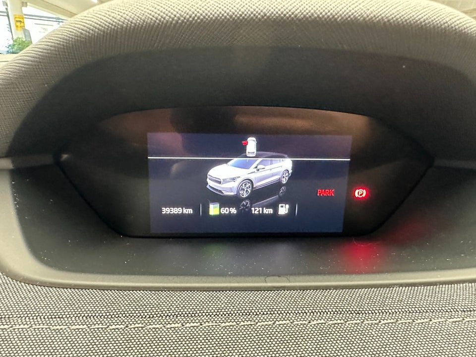 Skoda Enyaq 50 iV 5d