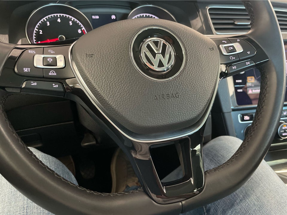 VW Golf VII 1,5 TSi 130 Comfortline 5d