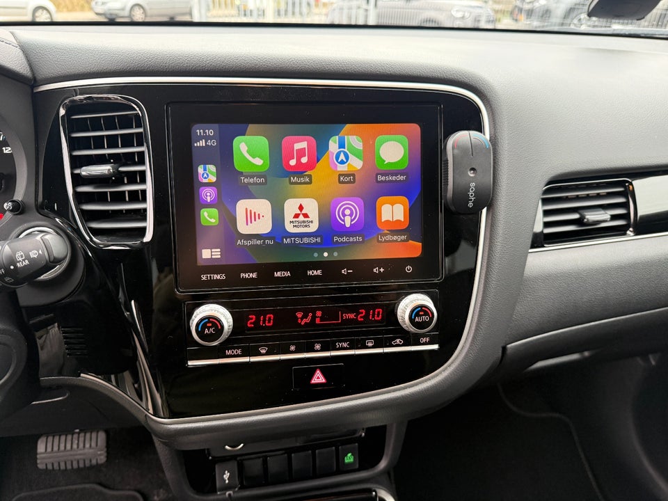 Mitsubishi Outlander 2,4 PHEV Invite CVT 4WD 5d