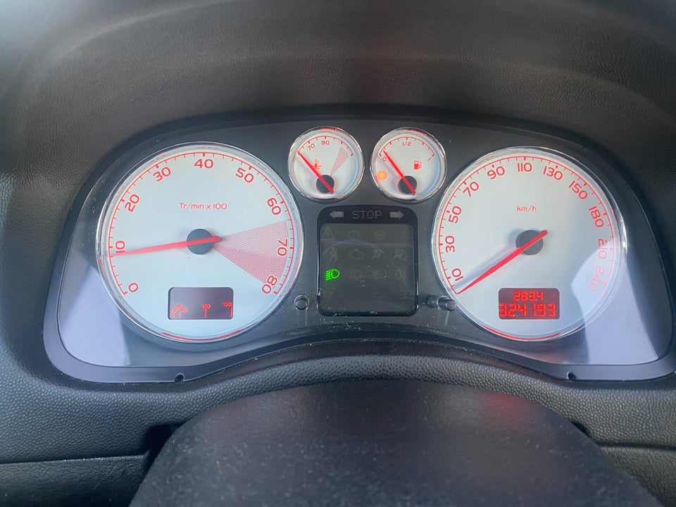 Peugeot 307 2,0 Griffe 5d