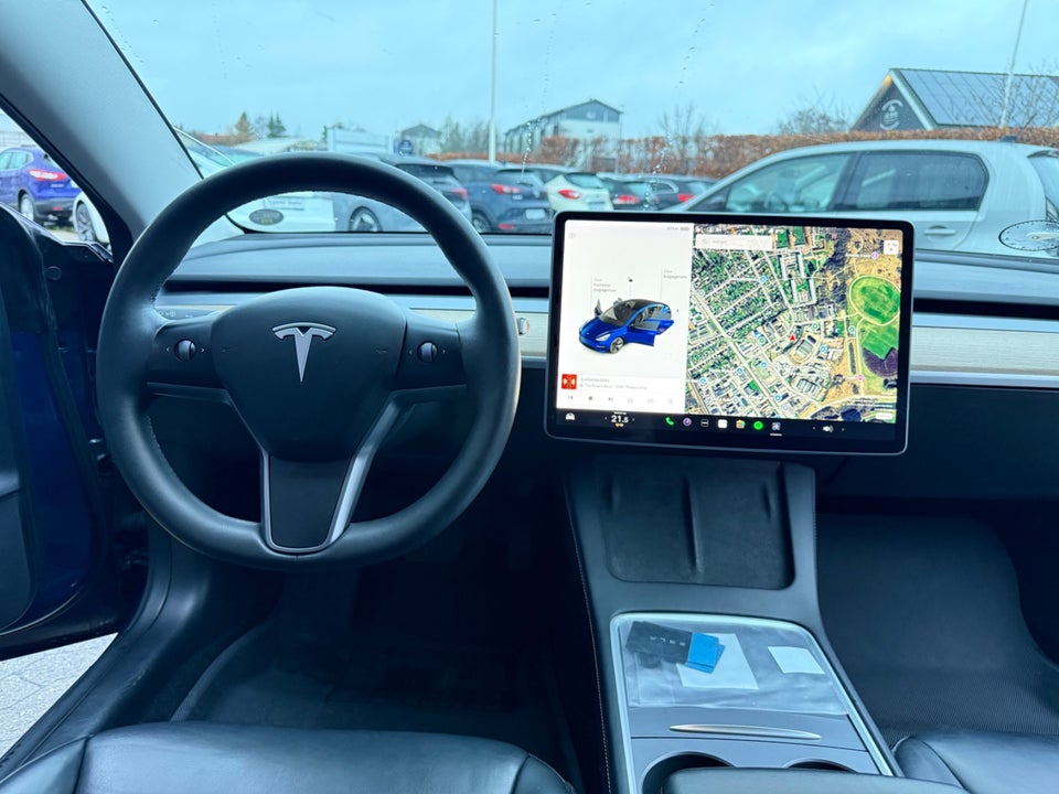 Tesla Model 3 Standard Range+ RWD 4d