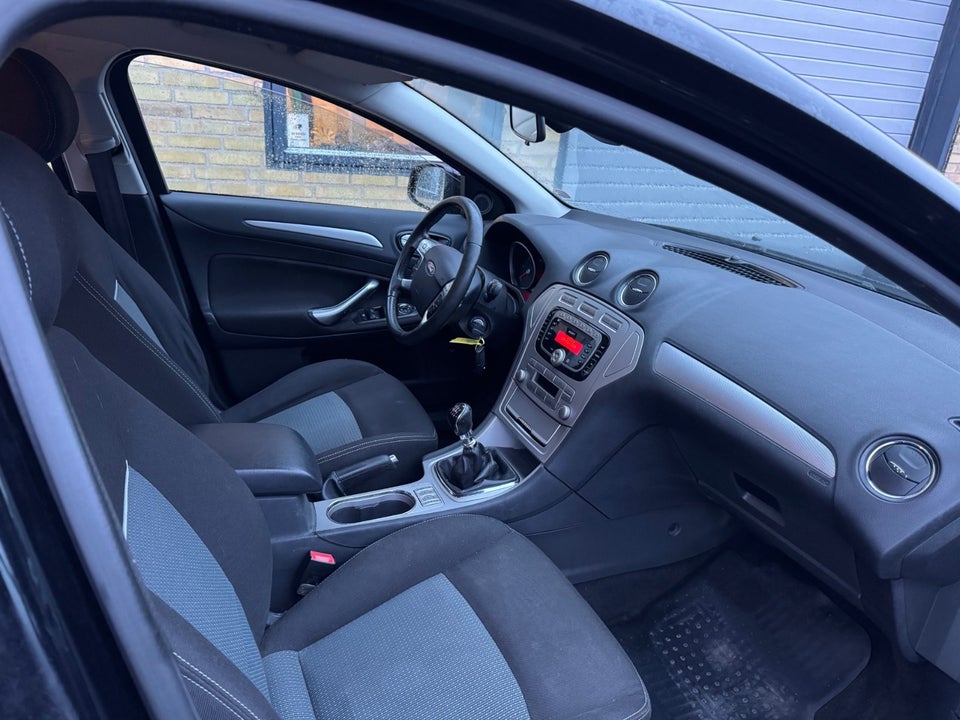 Ford Mondeo 2,0 TDCi 115 Collection stc. ECO 5d