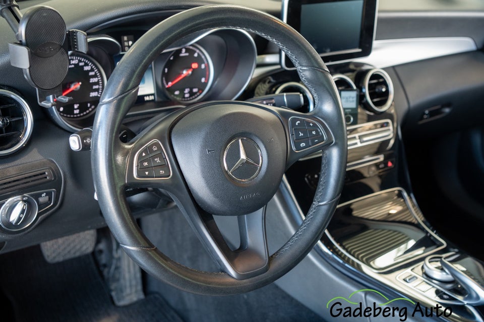 Mercedes C220 d 2,2 AMG Line stc. aut. 5d